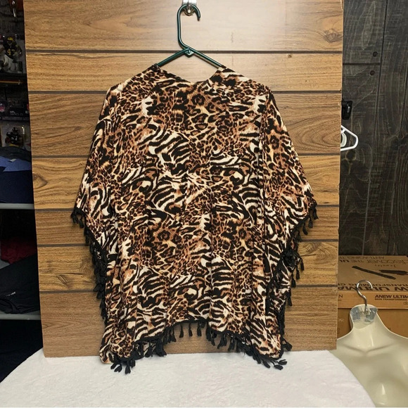 Bobbie Brooks one size swim suit coverup animal print with tassels - Picture 5 of 7